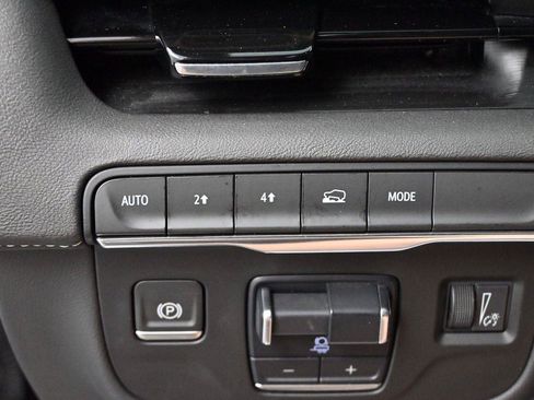 Used 2023 Cadillac Escalade Sport AWD/4WD image 29