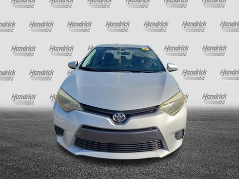 Used 2016 Toyota Corolla LE FWD image 3