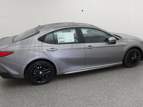 New 2026 Toyota Camry SE image 10