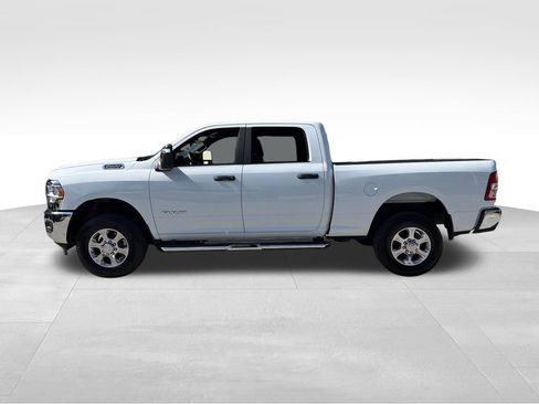 Used 2024 RAM 2500 Big Horn AWD/4WD image 4