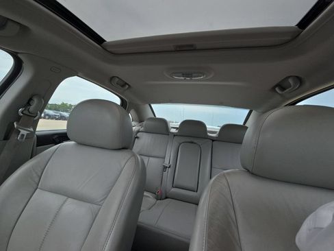 Used 2010 Chevrolet Impala LT w/ Luxury Edition Package FWD image 8