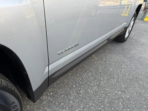 Used 2016 GMC Terrain SLE AWD/4WD image 7