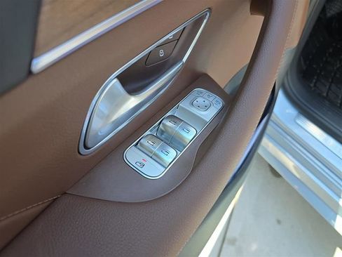 Used 2025 Mercedes-Benz GLE 350 4MATIC image 22