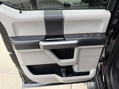 Used 2017 Ford F250 XLT w/ XLT Value Package image 15