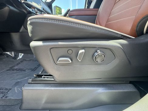 New 2026 GMC Sierra 2500 Denali Ultimate AWD/4WD image 14