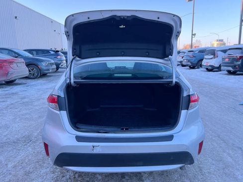 Used 2020 Toyota Corolla LE image 26