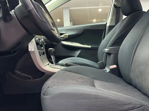 Used 2010 Toyota Corolla S image 11