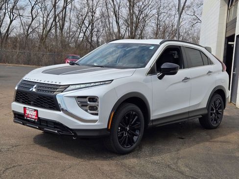 New 2026 Mitsubishi Eclipse Cross Black Edition image 3