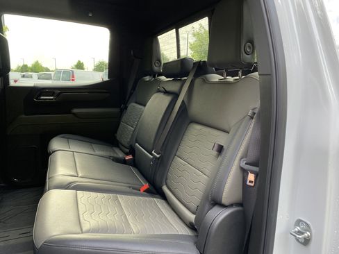 Used 2025 Chevrolet Silverado 1500 ZR2 w/ Technology Package AWD/4WD image 42