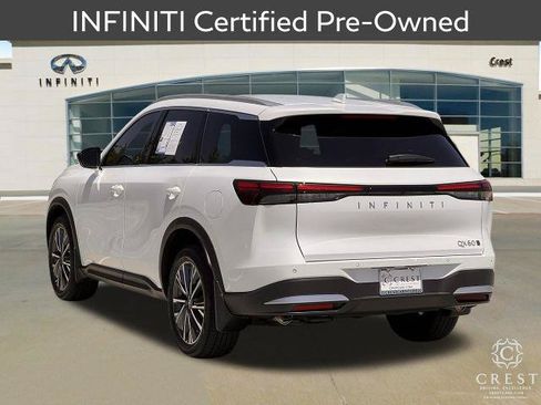 Certified 2027 INFINITI QX60 Luxe w/ Cargo Package AWD/4WD image 6