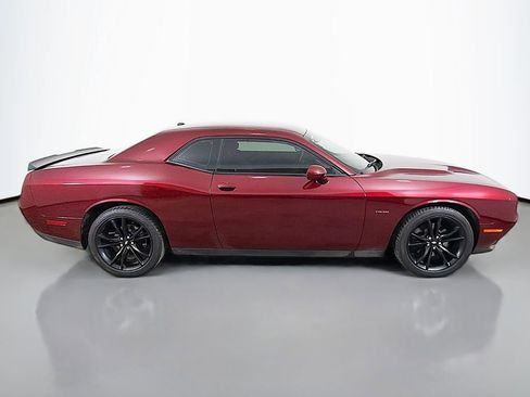 Used 2018 Dodge Challenger R/T w/ Blacktop Package image 9