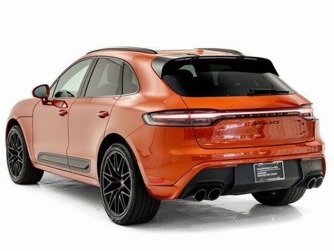 Certified 2024 Porsche Macan GTS image 3