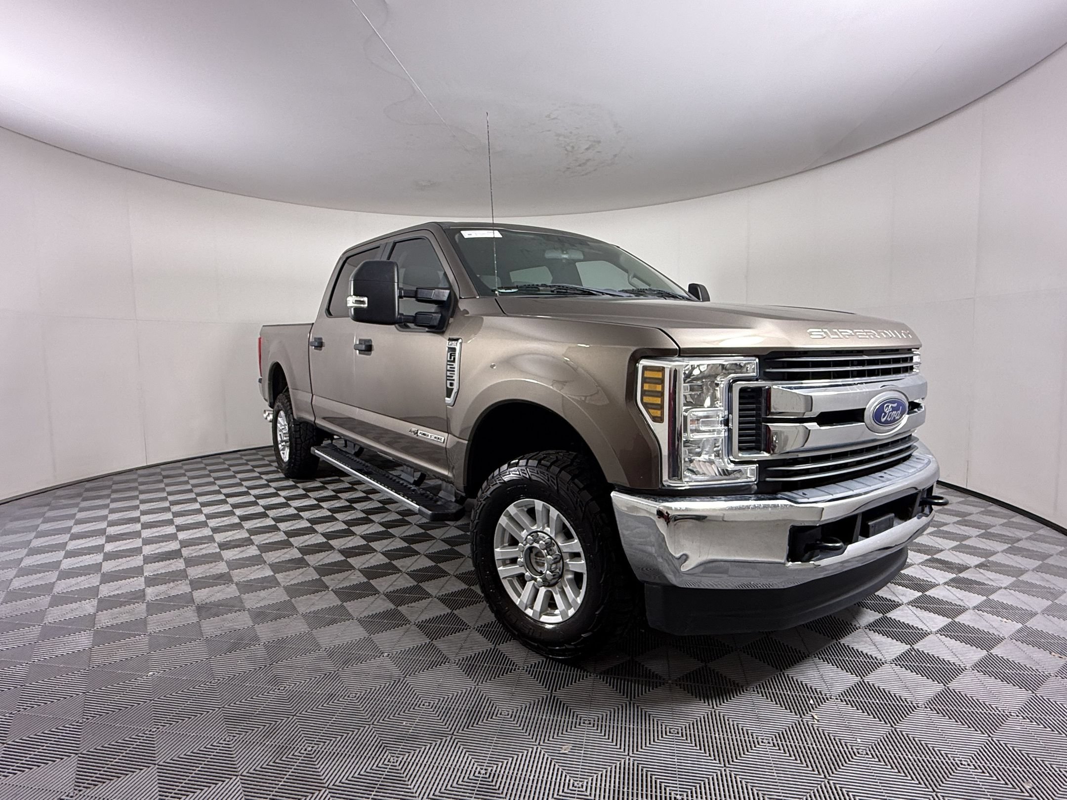 Used 2019 Ford F250 XL w/ STX Appearance Package AWD/4WD image 7