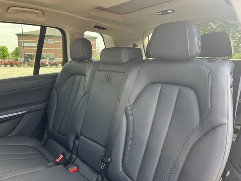 Used 2020 BMW X7 xDrive40i w/ Cold Weather Package AWD/4WD image 22