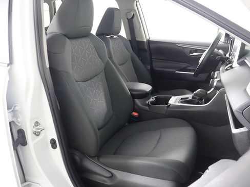 Used 2022 Toyota RAV4 XLE w/ Convenience Package AWD/4WD image 33