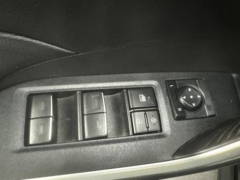 Used 2022 Toyota RAV4 XLE Premium FWD image 15