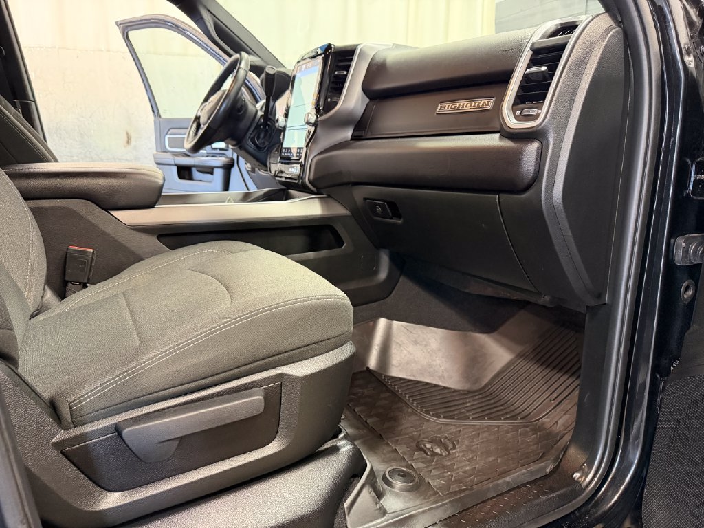 Used 2023 RAM 2500 Big Horn w/ Night Edition AWD/4WD image 21