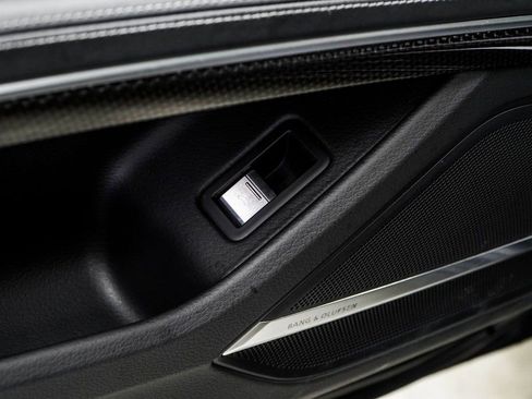 Used 2022 Audi S8 4.0T image 47