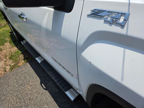 Used 2018 GMC Sierra 1500 SLT AWD/4WD image 6
