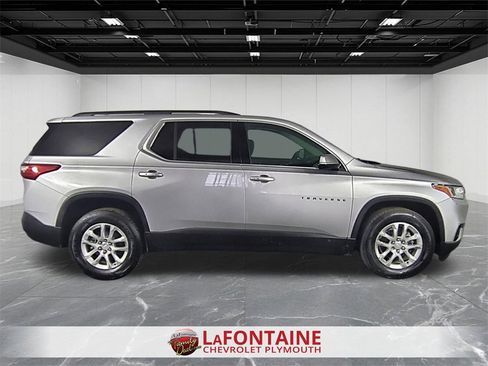 Certified 2020 Chevrolet Traverse LT image 9