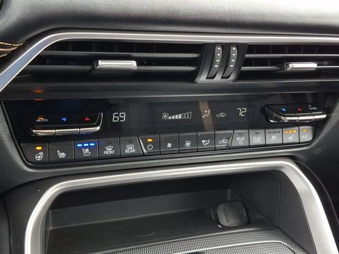Certified 2025 MAZDA CX-70 Plug-In Hybrid w/ Premium Plus AWD/4WD image 17