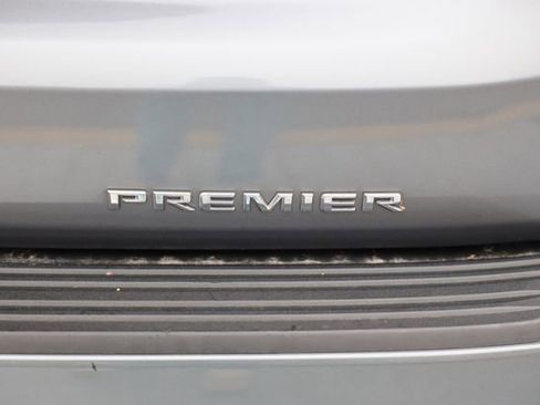 Used 2021 Chevrolet Tahoe Premier w/ Premium Package AWD/4WD image 50