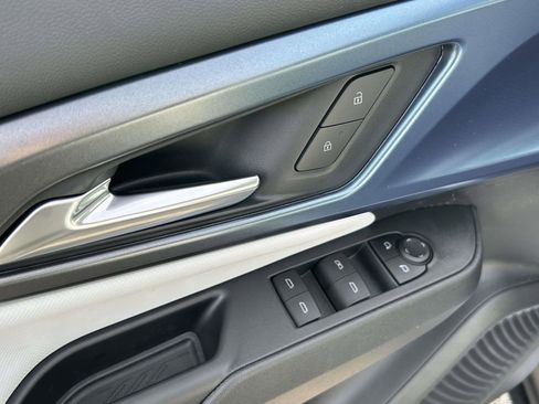 New 2026 Chevrolet Equinox EV LT AWD/4WD image 20