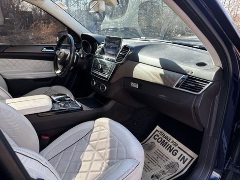 Used 2018 Mercedes-Benz GLS 550 GLS 550 image 21