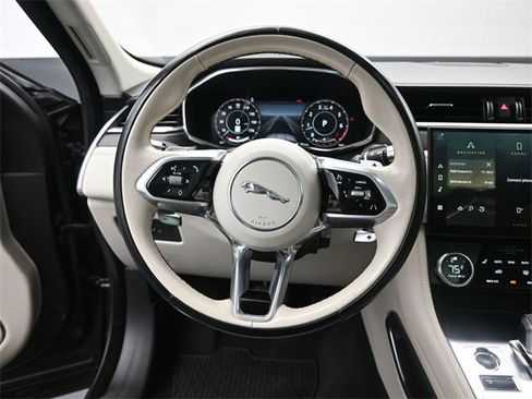 Used 2021 Jaguar F-PACE S image 28