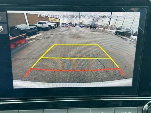 Used 2023 Kia Forte LXS image 24