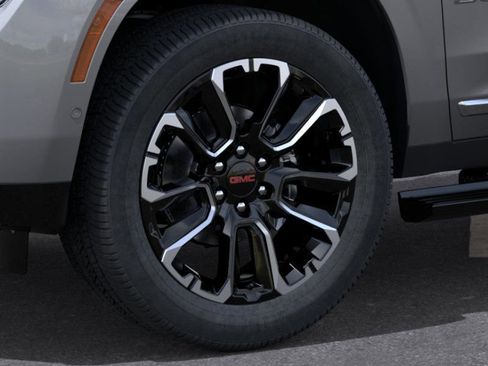 New 2026 GMC Yukon Denali w/ Denali Reserve Package AWD/4WD image 9