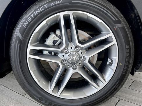 Used 2017 Hyundai Santa Fe FWD image 20