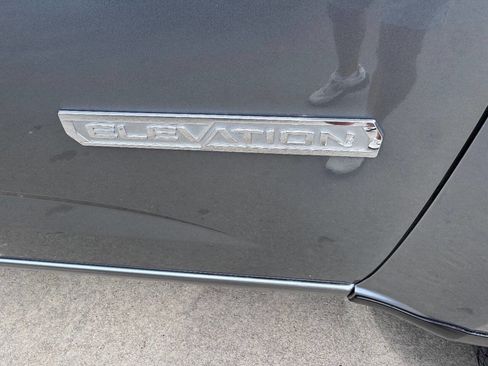 Used 2022 GMC Canyon Elevation w/ Trailering Package image 4