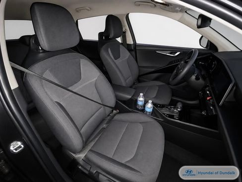Used 2026 Kia Niro LX FWD image 10