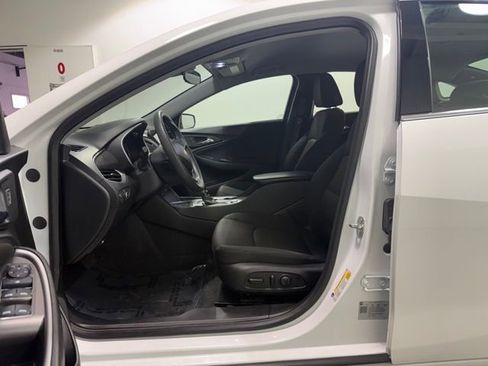 Certified 2023 Chevrolet Malibu LT image 10