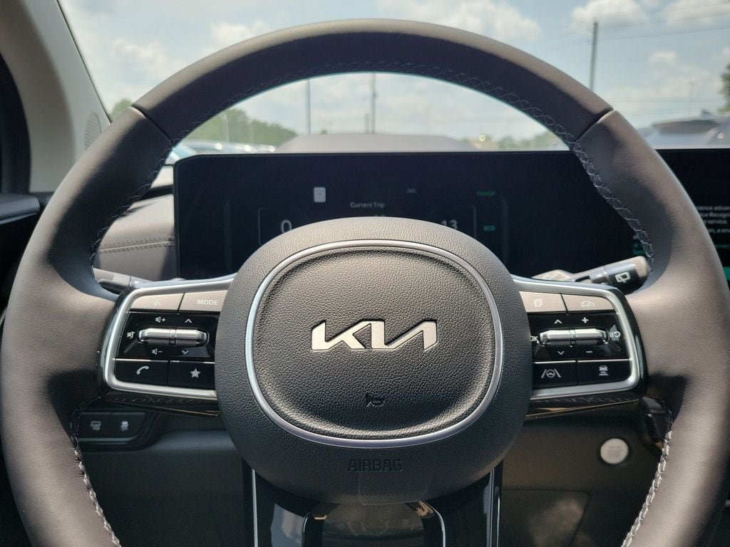 New 2026 Kia Carnival SX Prestige FWD image 11