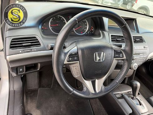 Used 2010 Honda Accord EX-L image 17