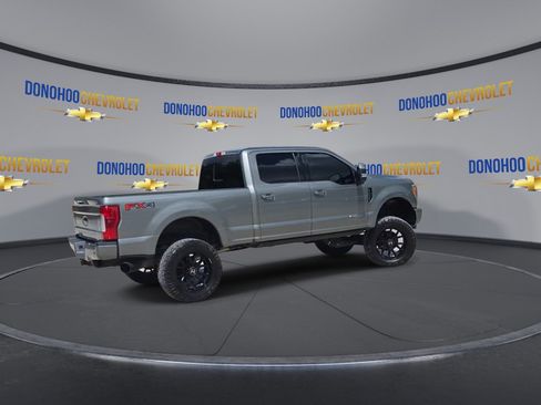 Used 2019 Ford F250 Lariat w/ Lariat Ultimate Package AWD/4WD image 7