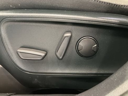 Used 2022 Ford Escape SE w/ Convenience Package image 11