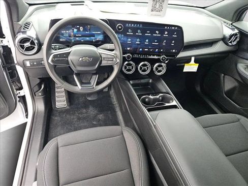 New 2026 Chevrolet Blazer EV LT image 13