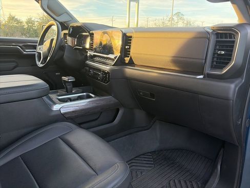 Used 2024 Chevrolet Silverado 1500 LTZ image 10