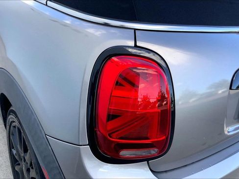 Used 2021 MINI Cooper Convertible image 28