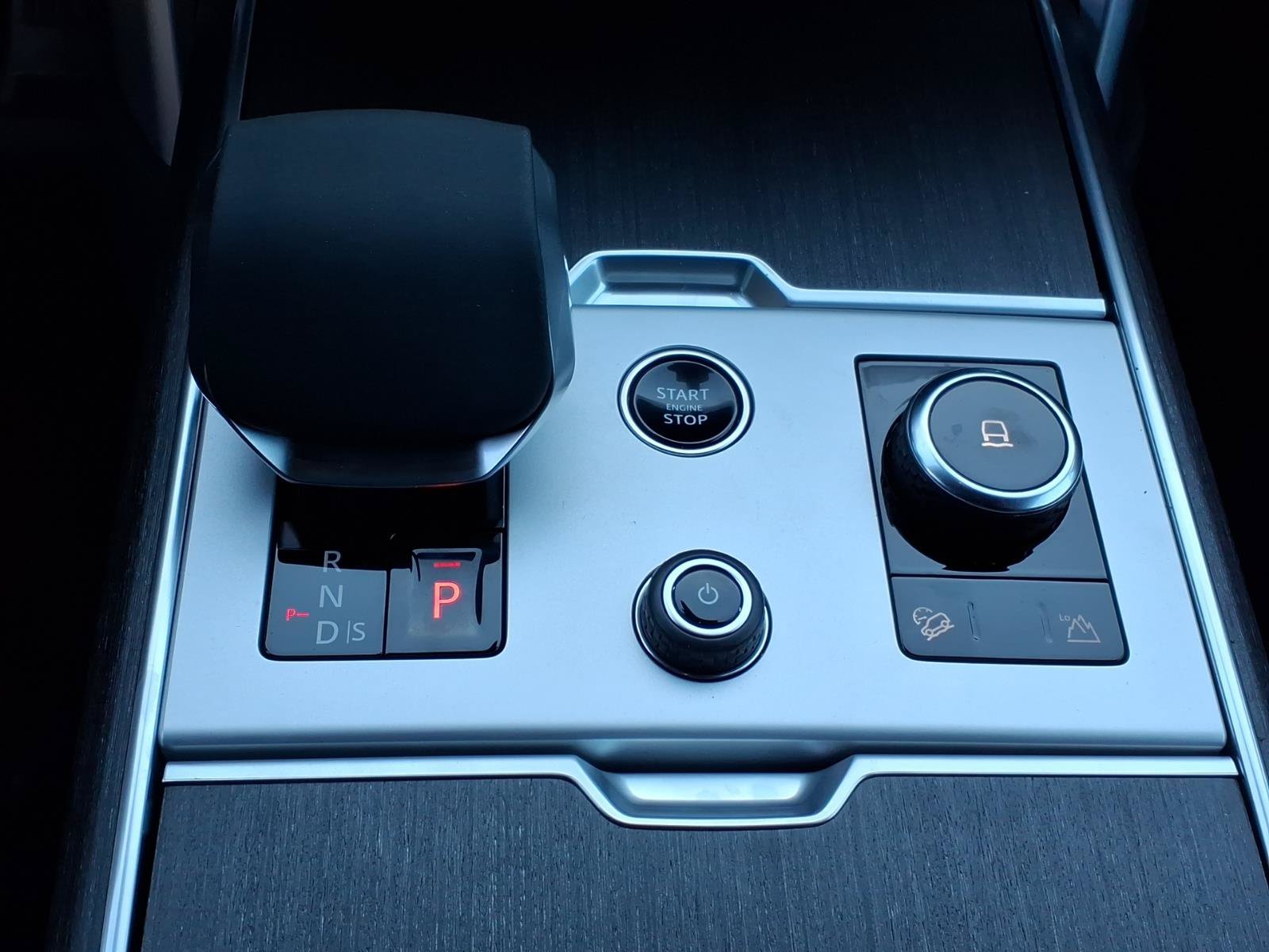 New 2027 Land Rover Range Rover SE AWD/4WD image 13