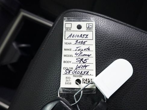 Used 2025 Toyota 4Runner SR5 image 31