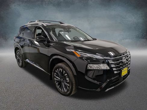 Used 2026 Nissan Rogue Platinum w/ Platinum Premium Package AWD/4WD image 3