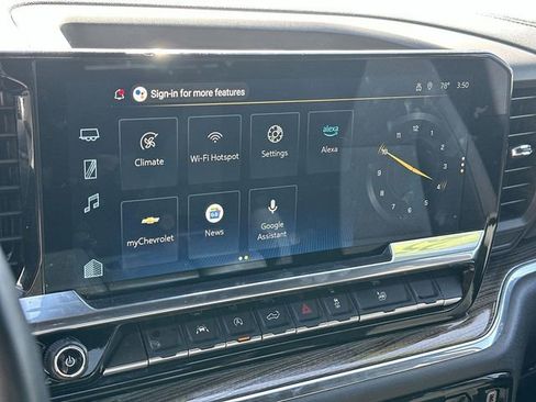 Used 2025 Chevrolet Silverado 1500 LT RWD image 41