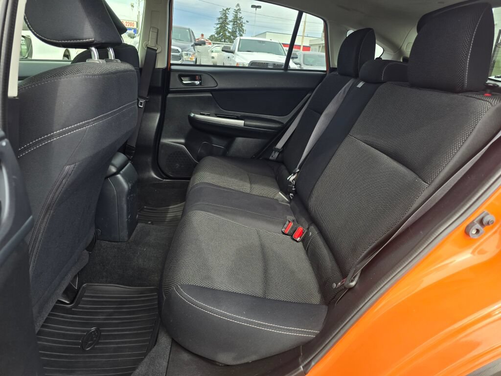 Used 2015 Subaru Crosstrek 2.0i Premium AWD/4WD image 14