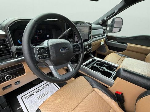 Used 2024 Ford F350 Lariat w/ Lariat Ultimate Package AWD/4WD image 18