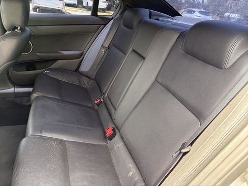 Used 2009 Pontiac G8 GT w/ Premium Package RWD image 10
