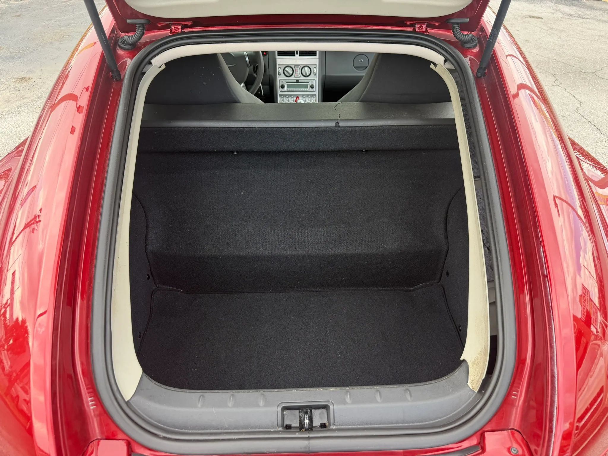 Used 2004 Chrysler Crossfire Coupe RWD image 15